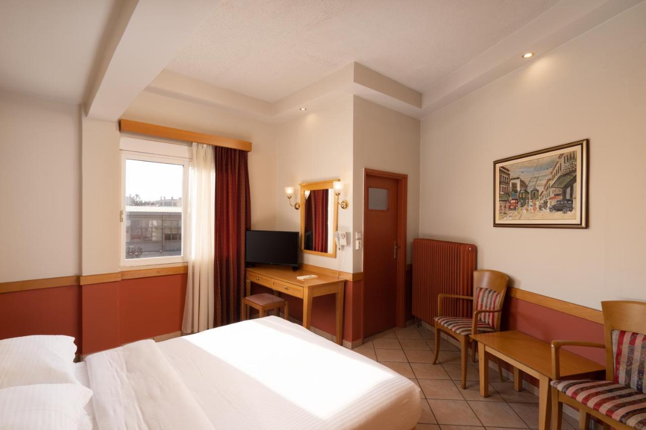 Hotel Ntinas Трикала Екстер'єр фото
